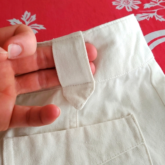 3/$25 White denim "70's" retro mini skirt (sz sm) - Picture 6 of 7